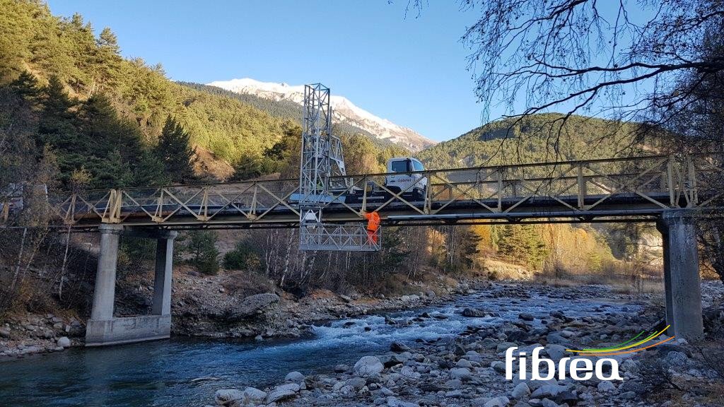 Fibrea73's tweet photo. Travaux en encorbellement
#Sollières-Sardières #valcenis #thd #fibreoptique
@hautemaurienne https://t.co/MQyRGcxr5G