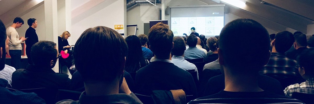 Fullt hus i går på Oslo #maskinlæring meetup <a href="/Teknologihuset/">Teknologihuset</a> .Takk til <a href="/davideroverso/">Davide Roverso</a>: #ai &amp; #DeepLearning for the Energy Sector