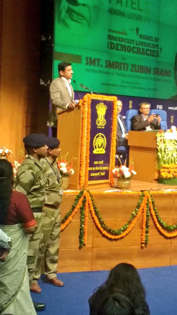 AkashvaniAIR's tweet image. नई पीढ़ी में जोश और जज़्बे की कोई कमी नही है : Hon&apos;ble Min @Ra_THORe 
#SPML