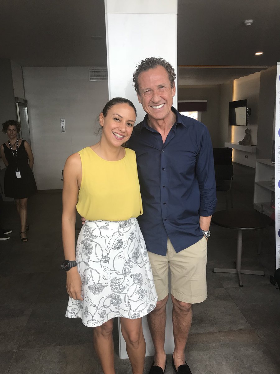 _isabel_perez's tweet photo. Un lujo contar con #JorgeValdano en nuestro especial por las #SpringTalks desde el Arona Gran Hotel and Spa @CopeCanarias #liderazgo https://t.co/je5ZOqd7Y3
