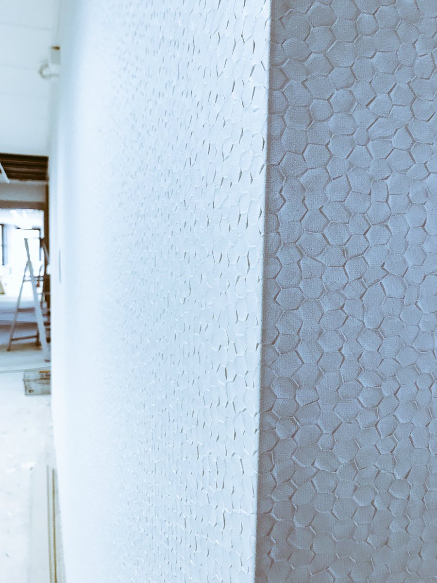 We naderen de oplevering! Prachtige toepassing van meerdere dessins #Vescom bij gemeentehuis ‘Waadhoeke’. Mooi ontwerp van #VMEZ Architecten uit DR88! Interesse? Ik kom onze collecties graag laten zien!