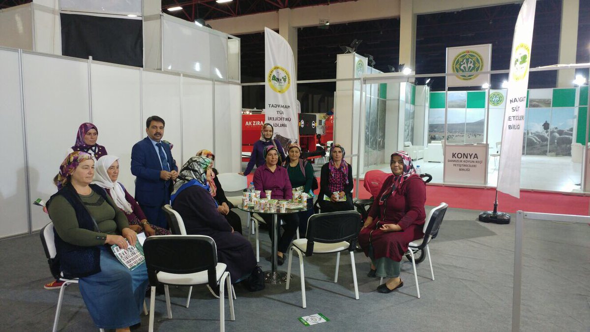 Animal Antalya Tarım Fuarı Standımızı ziyarete gelen misafirlerimiz,Birlik Başkanlarımız ve üreticilerimizle birlikte...