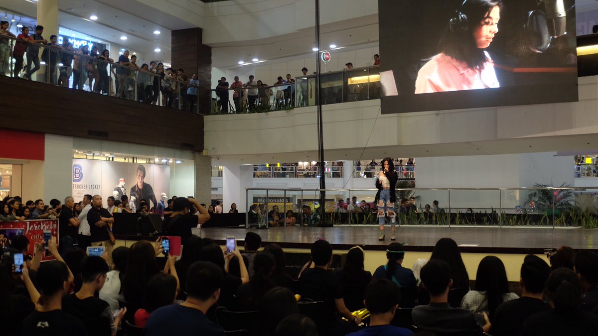 UMG_PH's tweet photo. Where are the fans of NISHA? RT to represent 🙌🏻 #TVTeensAlbumLaunch https://t.co/JhEUfJBOY0