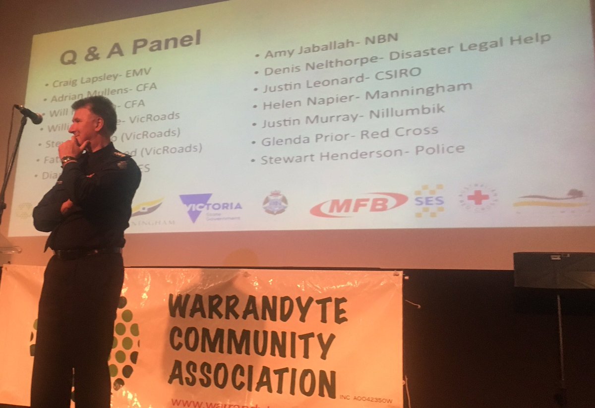 craig_lapsley's tweet photo. At the annual Warrandyte community meeting discussing bushfire safety. Better info, better decisions and a committed and tuned in community. https://t.co/Jj9A5PUfVe