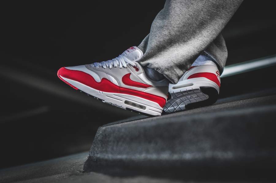 air max 1 og red restock