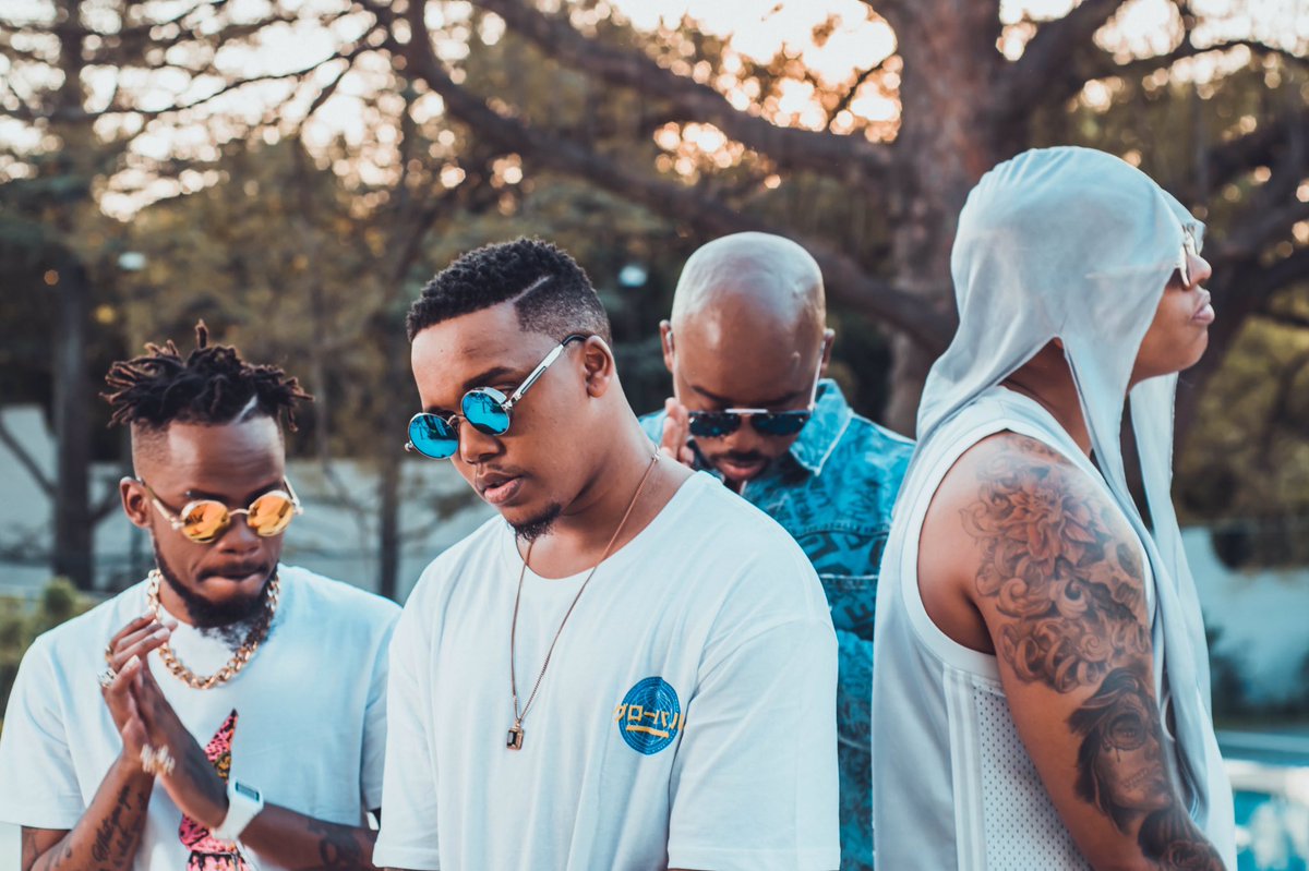 themba07th's tweet photo. Flight Mode Visuals Coming soon. 🔥🎥🛩 @iam_ph @B3nchMarQ  @2freshLES 
📸: @themba07th https://t.co/eNkWUe5MMB