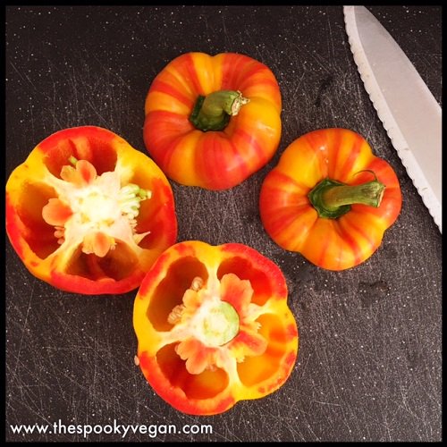 EnjoyaPepper's tweet photo. Halloween Stuffed Peppers, or Pepper-o-Lanterns from @thespookyvegan 😈😱 #enjoya #halloween #spooky #foodpic https://t.co/S5KpSWGrpl https://t.co/lNMpQ4fzo2