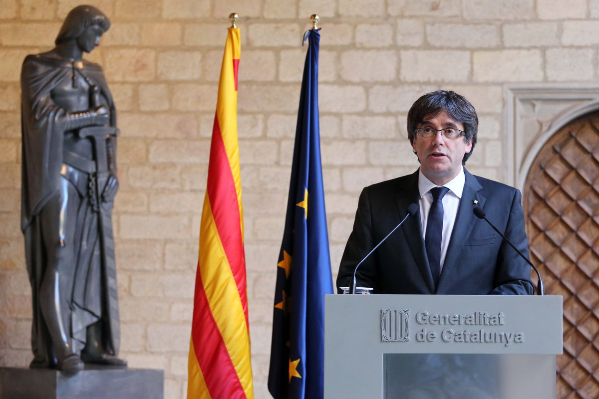 govern's tweet photo. #President @KRLS: "Correspon al @parlament_cat procedir sobre l'aplicació contra Catalunya de l'article 155" https://t.co/P3LDIfEEa5 https://t.co/hnJB8RNHMR