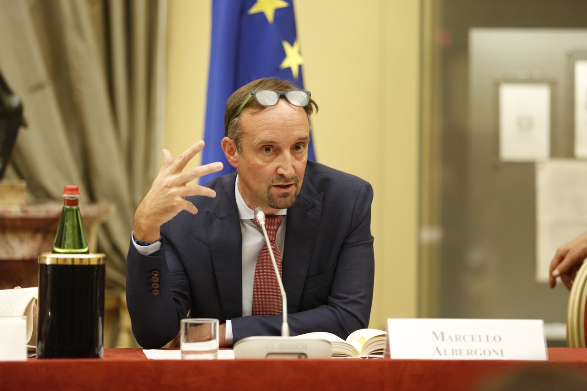 Camera dei deputati tweet media