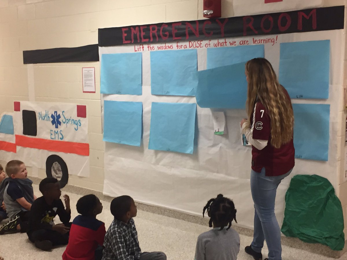 jgermann3's tweet photo. Learning can take place anywhere! Making the best of time and space. @MsThompsonNSE @NSECrickets https://t.co/y0niFTzXC1