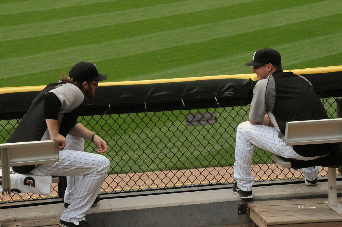 CPHSox's tweet photo. Daniel Webb and Nate Jones talk in the pen during the game on July 06, 2014. #WhiteSox #DanielWebb https://t.co/pEz3Vss3ER