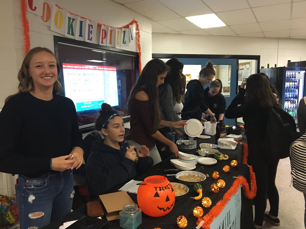 MsSacino's tweet photo. Spookies and Cookie Pizza selling task! @HumberviewSS #success #pleasebuyourcookies https://t.co/qKS8PKxtpU