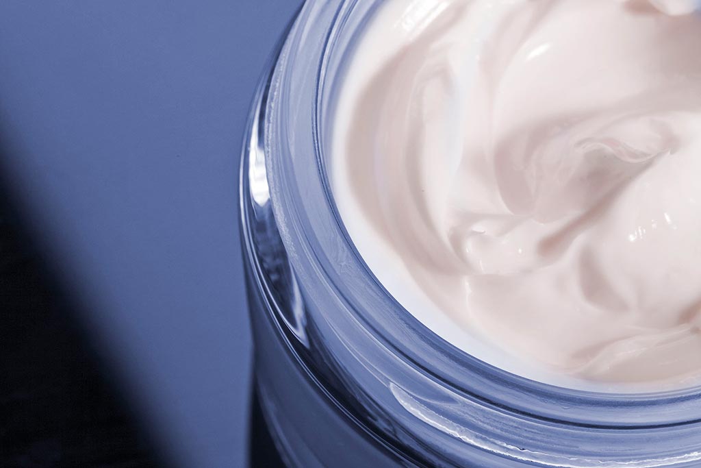 AntonPaar's tweet image. #densitymeasurement – 4 solutions for measuring viscous pastes and creams: bit.ly/2iyKuxX #50yearsdensity