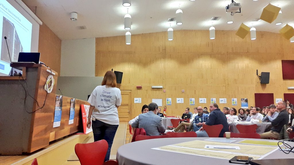 Thanks_Design's tweet photo. Oggi siamo a Torino, insieme ad @agilereloaded, per aiutare i partecipanti del #Climathon! https://t.co/fLbT5SWBQy