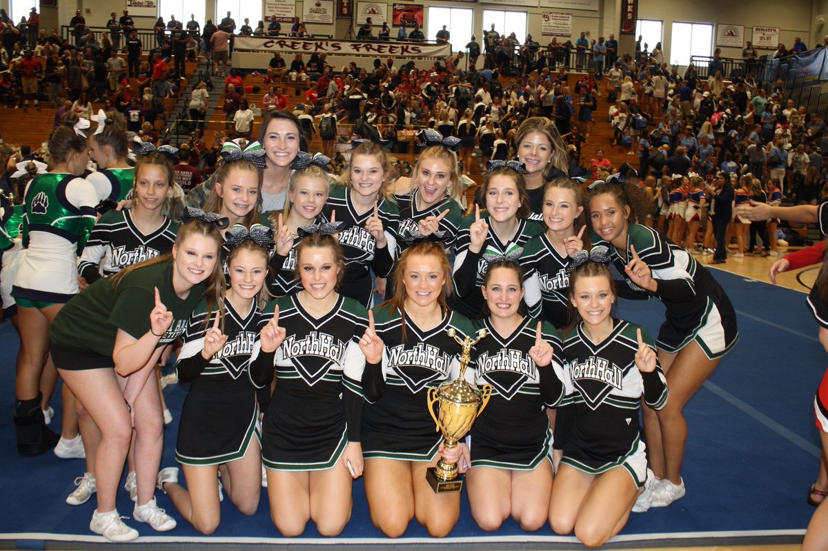NTHbricksquad18's tweet photo. The Competition Cheerleading team will compete @ Chestatee THIS Saturday @10:30 come support your girls close to home💥💥#gotrojans✅✅✅ https://t.co/pAkgJnyQYm