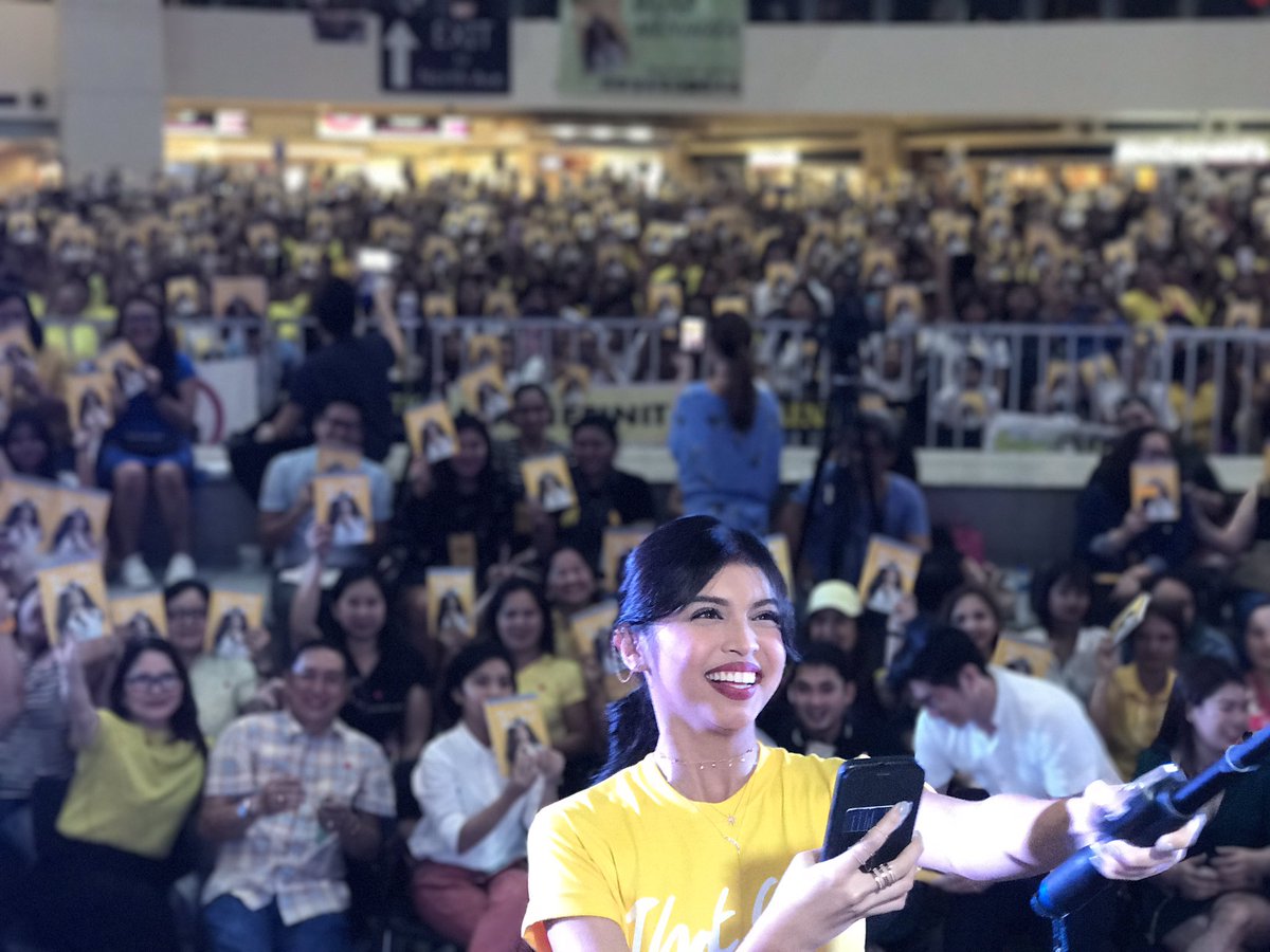 Maraming Maraming Maraming Salamat sa inyong lahat! Sobrang napasaya niyo si <a href="/mainedcm/">Maine Mendoza</a> ♥️♥️♥️ #YIATGBookLauch #Godisgoodallthetime