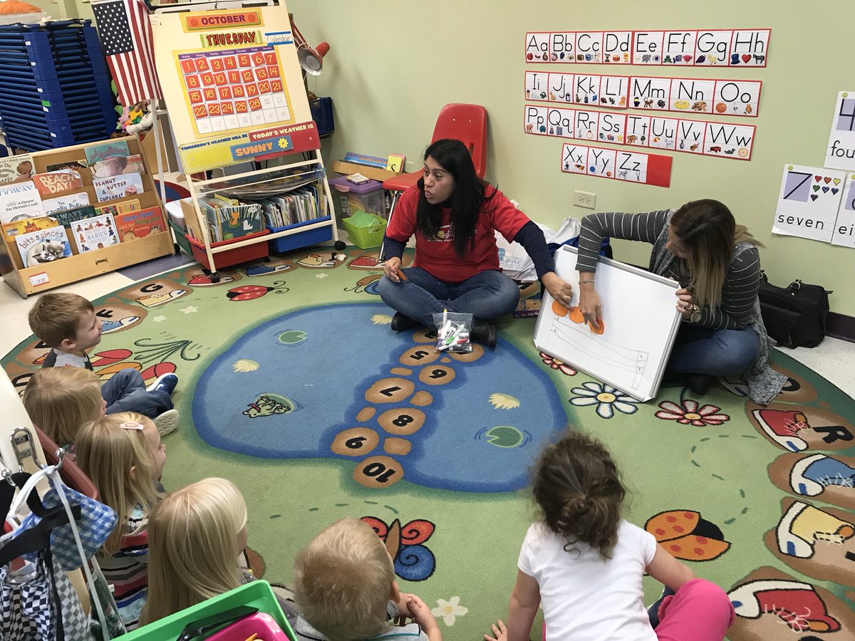 amt1666's tweet photo. Preschool II friends are participating in an interactive story about 5 little pumpkins 🎃❤️ #literacy #languagestars #GrowWithAMT https://t.co/PNWlHRsETB