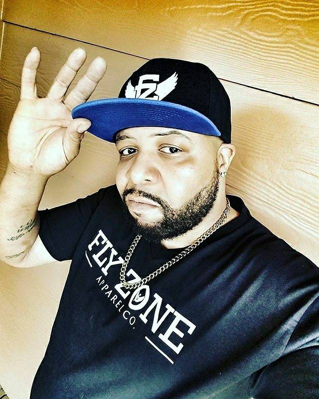 FlyZoneApparel's tweet photo. https://t.co/nTG6jEhvDB https://t.co/OMXUMHrvas