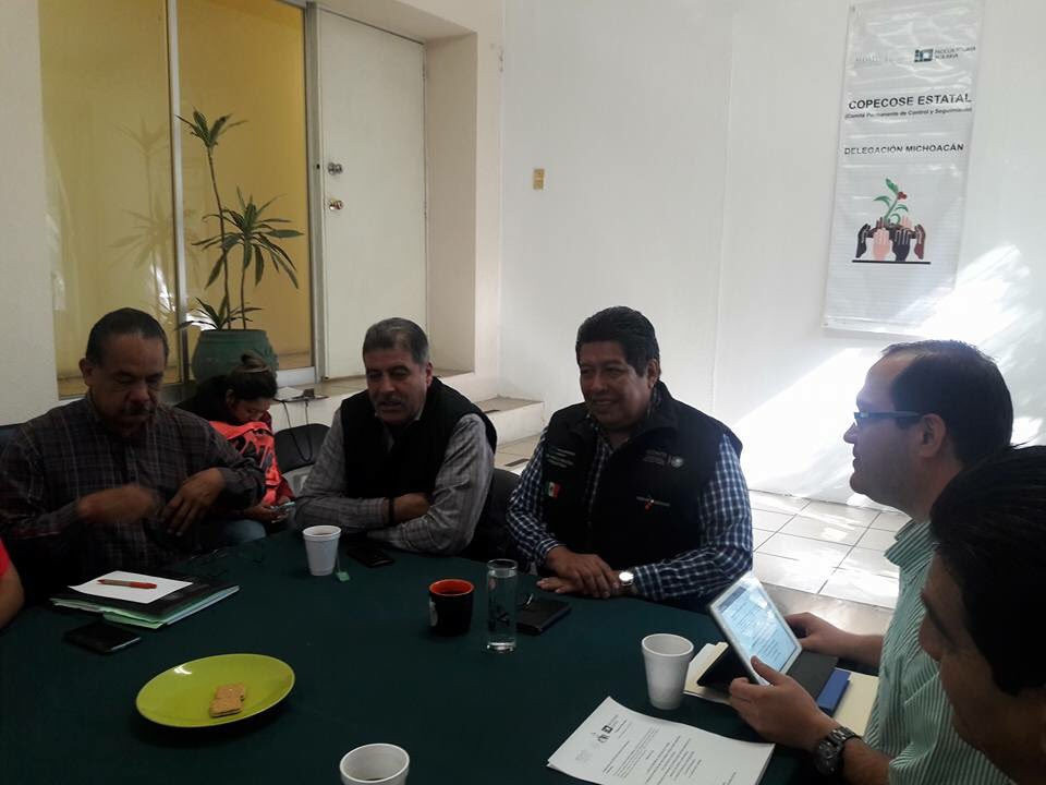 COPECOSE_MICH's tweet photo. 10ma reunión del @COPECOSE_MICH, con la presencia de @CONAFOR Mich exponiendo sus programas y servicios @PAgraria @COPECOSE @CruzLopezA https://t.co/kMdwComyif