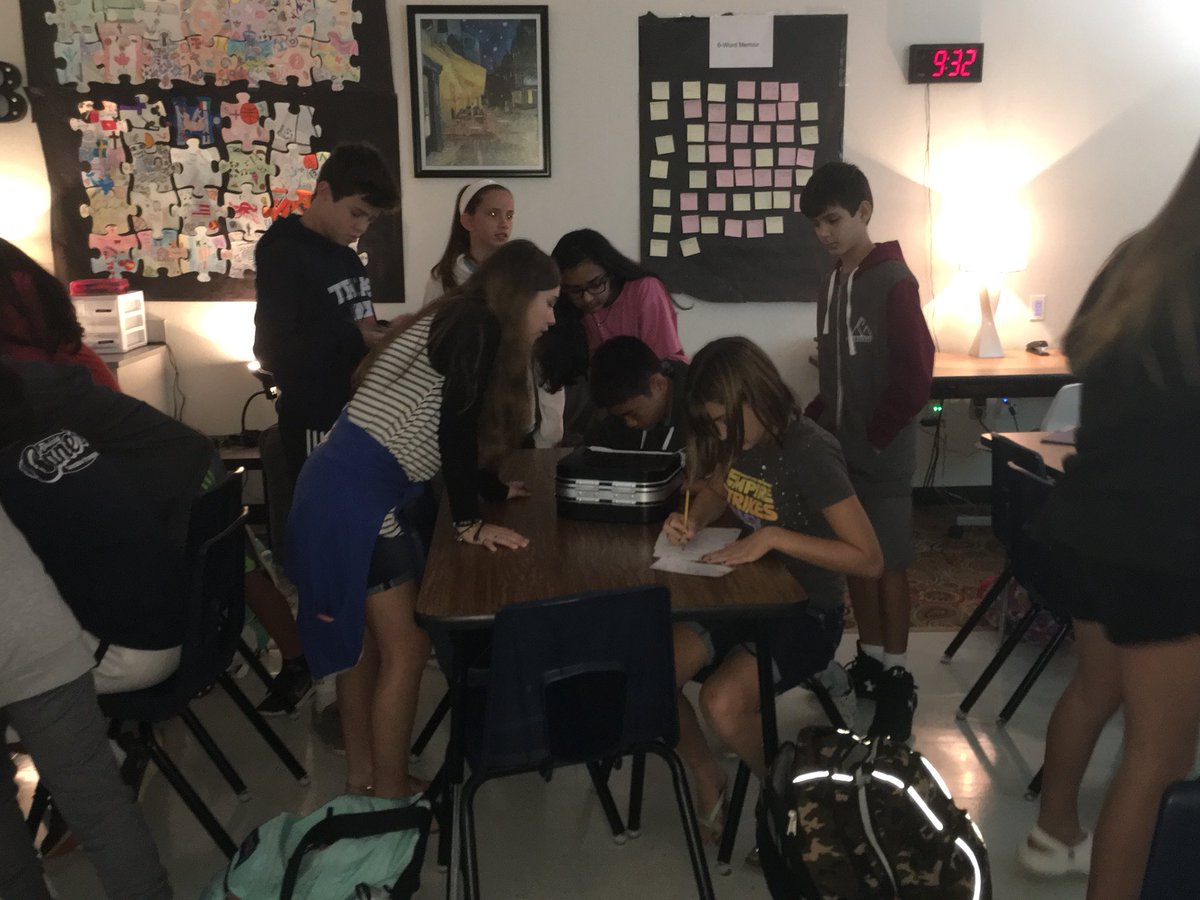 McKamy_Library's tweet photo. 7th graders doing a Poe #breakoutedu! #lisdlib #wearemckamy @McKamyMS https://t.co/zrQ12px8x4