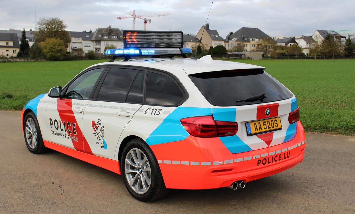 RauwersGmbH's tweet photo. New fleet of #Police_Lëtzebuerg #PoliceGrandDucale powered by #FederalSignal. 
#Legend
#TrafficStorm
#NanoLED
#ES100C
#AS320 https://t.co/JDpwEIU2K4