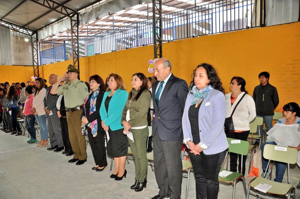 DPPMelipilla's tweet photo. Gobernadora Cristina Soto acompaña a Escuela Integración en ceremonia de su 30° Aniversario https://t.co/L4jv4BwHR5