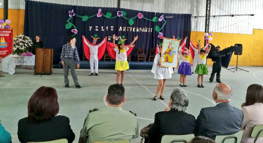 DPPMelipilla's tweet photo. Gobernadora Cristina Soto acompaña a Escuela Integración en ceremonia de su 30° Aniversario https://t.co/L4jv4BwHR5