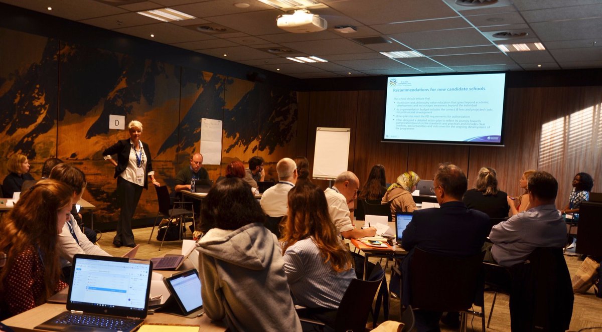 Fiona, Roseline and Leena from the Authorization Department delivering a fantastic preconference. Wish I was there.  #IBHague17 #IB #Ateam