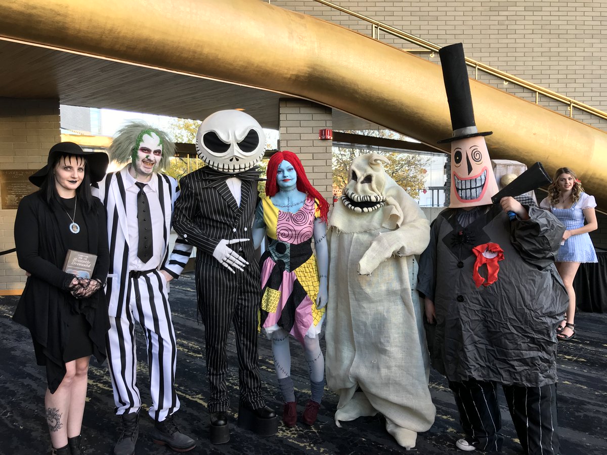 We’re finalists in the <a href="/UtahSymphony/">Utah Symphony</a> costume contest! 👻 We’d love your supporting votes! You can vote once per day.
woobox.com/fbti6z