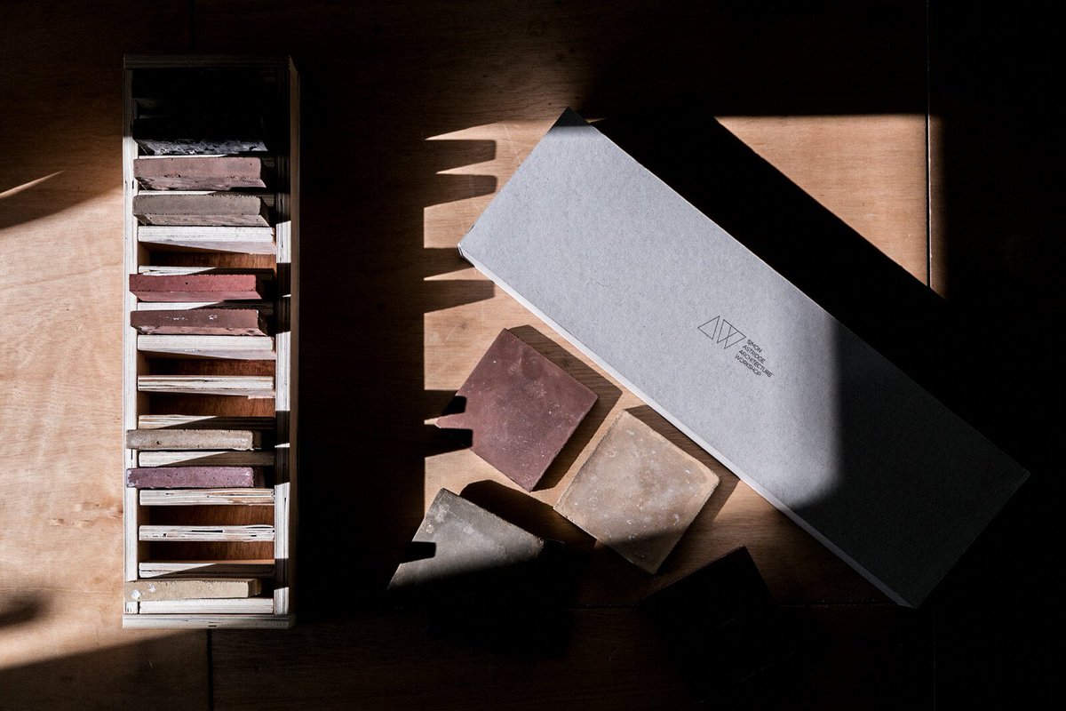 The_ModernHouse's tweet image. Open House: Simon Astridge on designing atmosphere, #nonarchitecture &amp;amp; the Clay House ow.ly/YlH330fLBJB #interiors #design