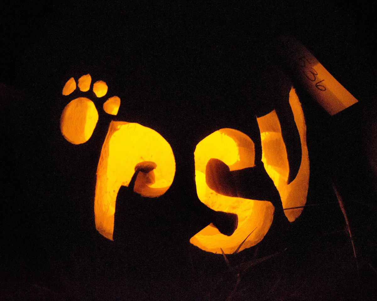 penn_state's tweet photo. Happy #PumpkinDay, Happy Valley! 🎃 Have a #PennState Pumpkin or jack-o'-lantern? Tweet us and we'll RT the best ones. #WeAre https://t.co/JdWakUEpRe
