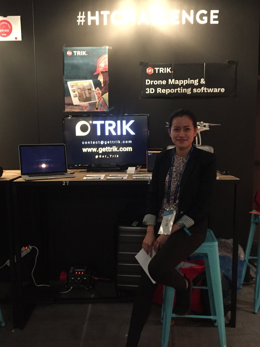 GetTrik_'s tweet photo. Come see our real-time 3d mapping software at #hellotomorrowsummit @PaeNatwilai https://t.co/RawCJWZqVA