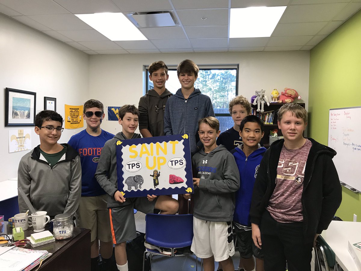 jenhencken's tweet photo. #TPSpride #TPShomecoming2017 #Henckenadvisory @TrinityPrepFL https://t.co/4fbQaebtju