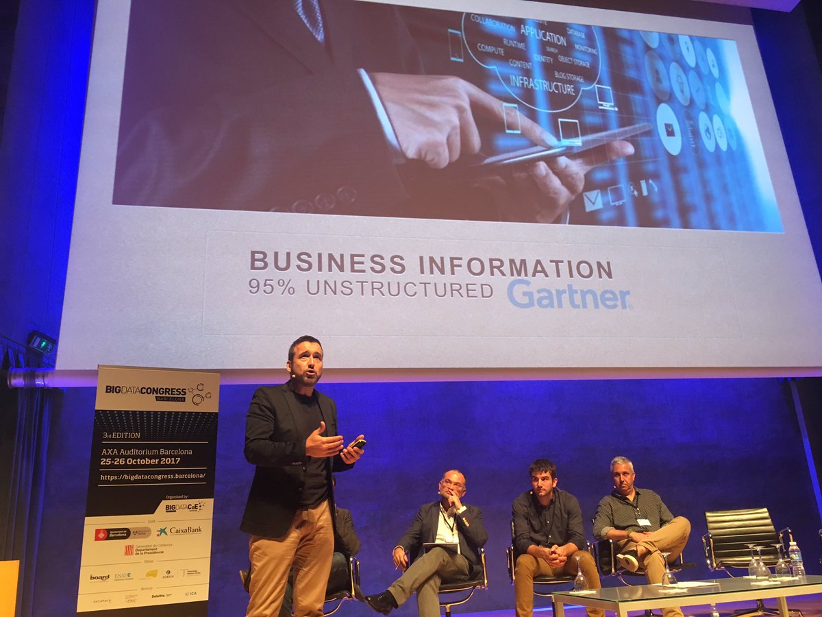 IsernAlbert's tweet photo. Folksonomy https://t.co/hfFsmFB8sb analyzes natural language #BigDataWeek #CoEBigData17 @CoEBigData17 @ismaelvallve great speaker! https://t.co/5qzLY3BFm4