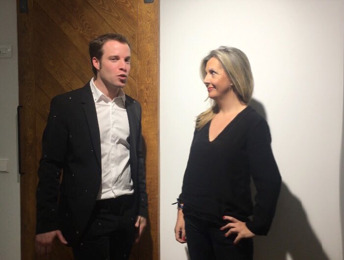 ¿Qué me estará contando <a href="/MagoSun1/">Mago Sun</a> ? 
La solución este sábado en #ClubHoudini en <a href="/DisneyChannel/">Disney Channel</a> y hoy un adelanto en el blog 😉