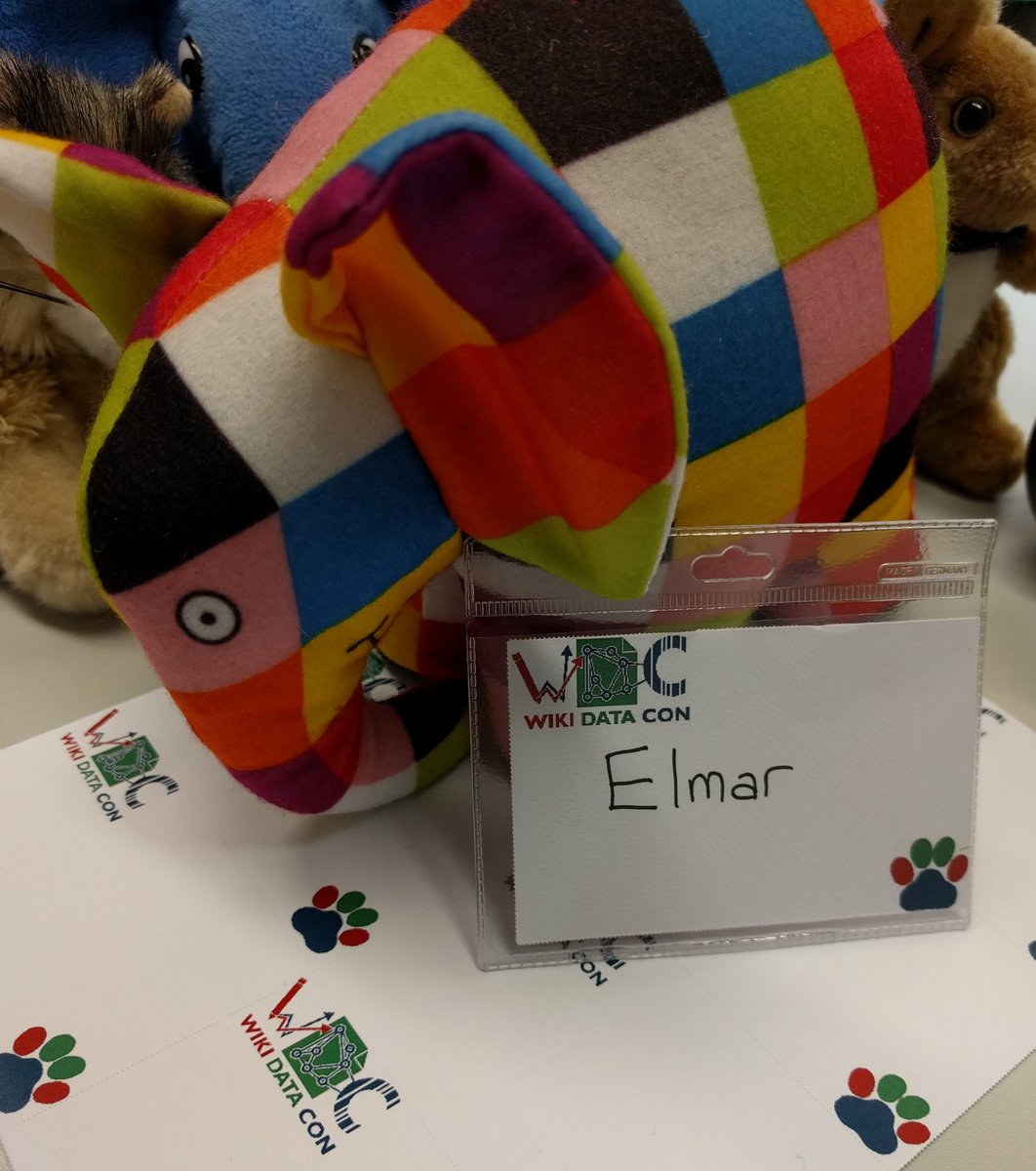 Auregann's tweet photo. Bring your plushes at the #WikidataCon, we'll have special nametags for them 🐈 (no registration needed) https://t.co/vPRz3kBh4y