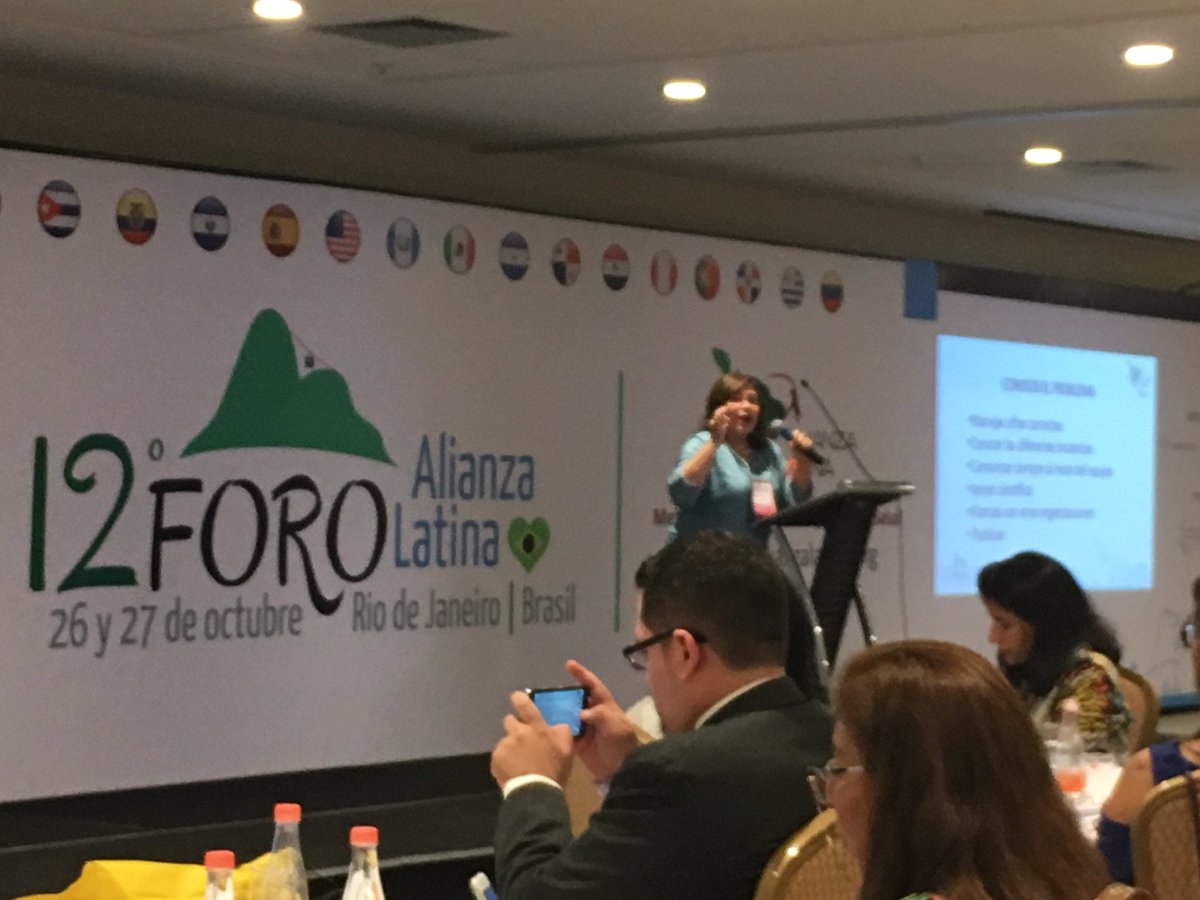 ForumDCNTs's tweet photo. "Juntos hacemos un plan, solos, seremos un lamento" #beatNCDs #AlianzaLatina #ForoAL https://t.co/CKa2hql6Jv