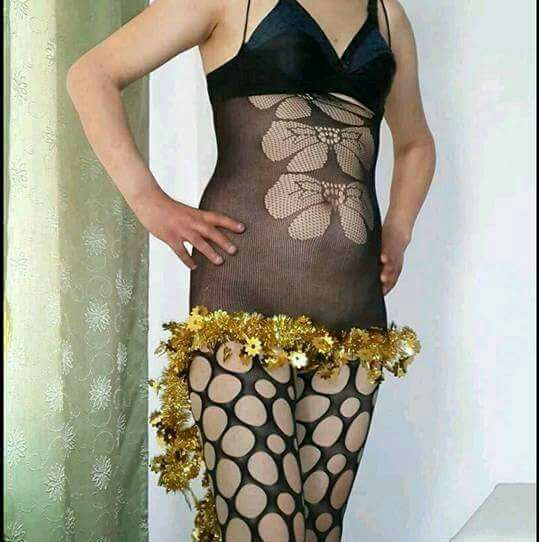 Ben toprak ates nevşehir merkez de misafirim yer var görüşmek isteyenler arasın 05443906509 bayan değilim CD ESCORT GAY travesti PASİFİM
