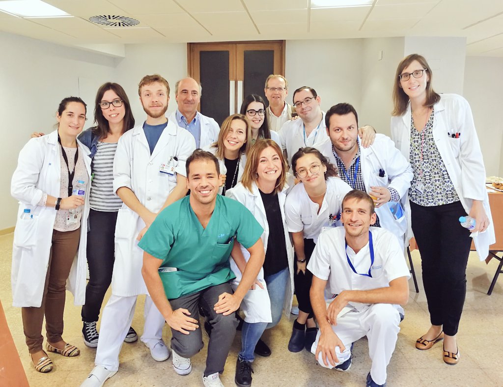 mamenmh's tweet photo. Microbiología H12 Octubre en la reunión anual SMMC.
#smmc2017 https://t.co/FP26FyxtRj
