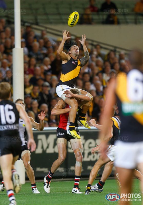 Tigers_of_Old's tweet photo. ‘Pushup’
Dimma's prototype small fwd
Pocket rocket. Hard nut with underrated skills
107 games, 79 goals
#JakeKing #FridayFlashback #gotiges https://t.co/fdH4FA5EnM