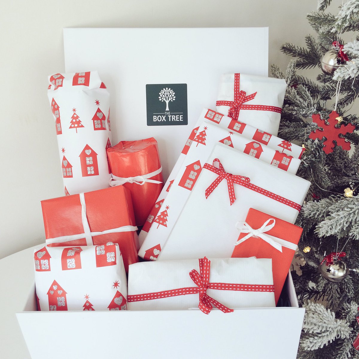 thestockingbox's tweet photo. Stocking Boxes now available to pre-order at https://t.co/Nc0fPL7e9Q
Shopped, wrapped, delivered @TheBoxTreeCo. #christmasshopping #done https://t.co/aG4aOcxHps