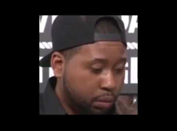 K_Swish25's tweet photo. How everybody was looking at their phone when they saw #djentry trending worldwide https://t.co/Xk7YrWbsNU