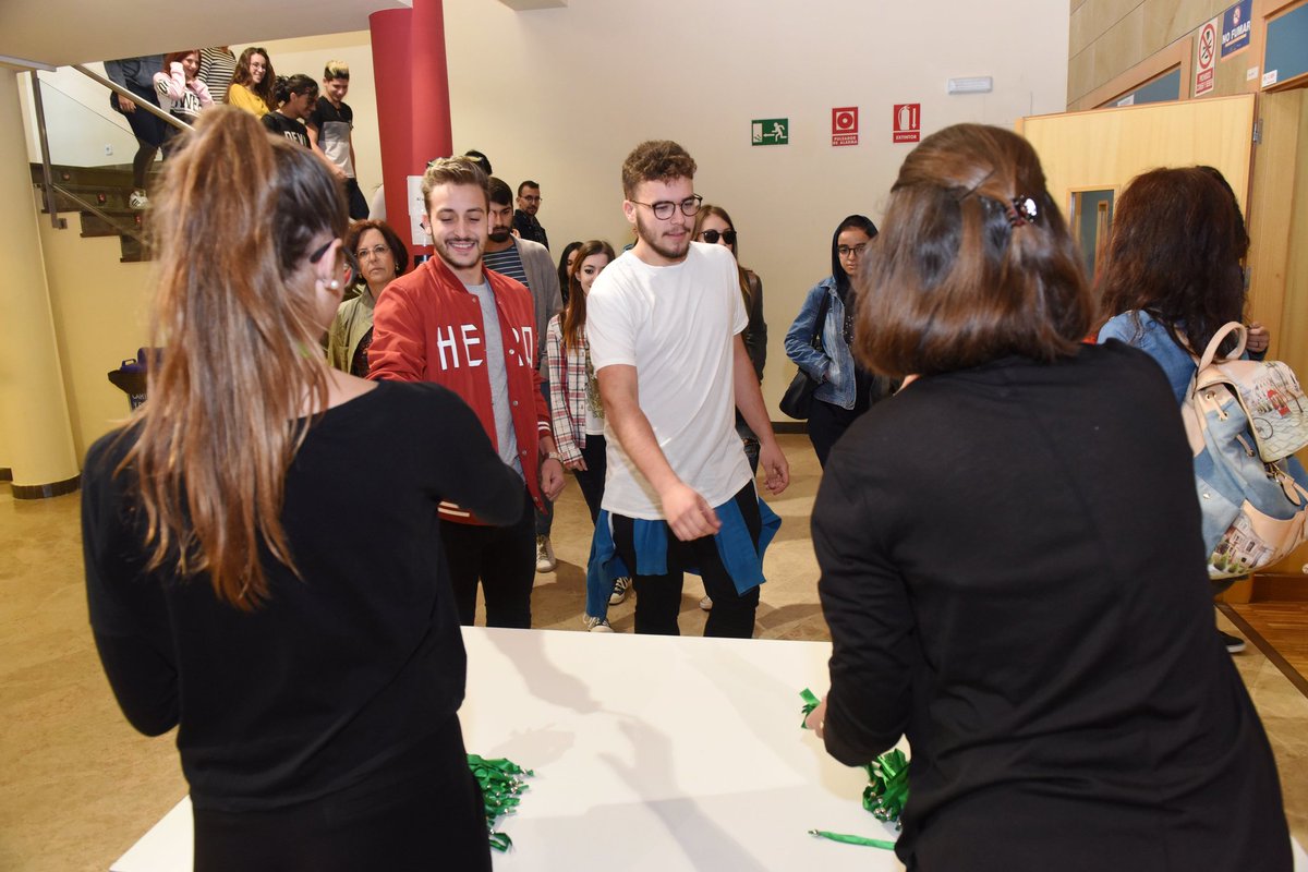 UMU's tweet photo. El @CentroSocialUM  ha acogido los actos por la celebración del Día de la Persona Emprendedora Junior: https://t.co/5xQssQtfBs