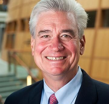 her_quest's tweet photo. Warm welcome by #CharlesSkuba, Sr Assoc Dean Exec Custom Prog to QUEST Early Career Women’s Program @Georgetown_Exec #QUESTatMSB @her_QUEST https://t.co/tLpITDxSXy