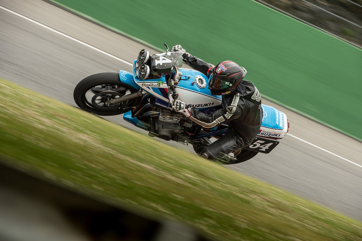 MotorbikeMag's tweet photo. #MotorlandClassic Festival 2017: Todo preparado para la fiesta del vehículo clásico en @AragonMotorLand https://t.co/NyKs8PUP1F https://t.co/9PwdGDwpOr