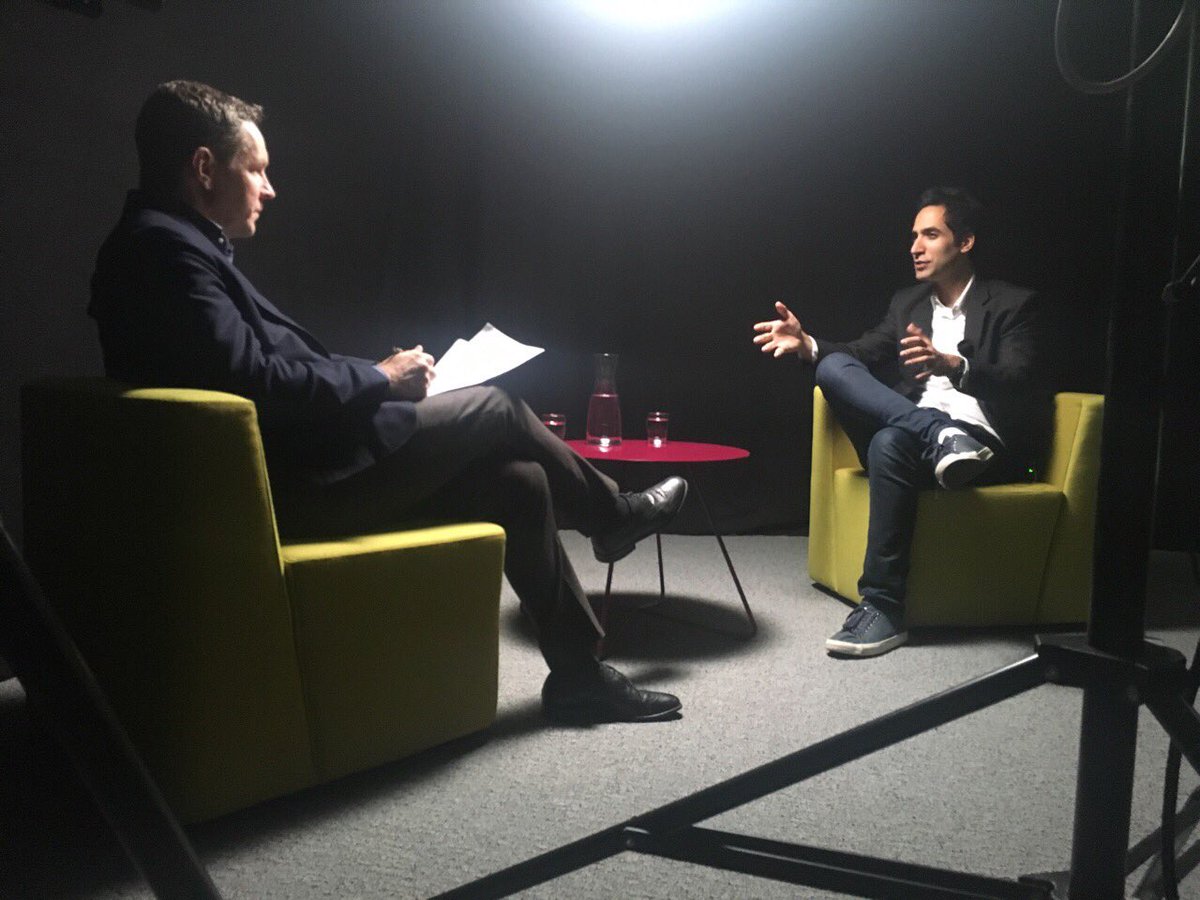 ManagementEv's tweet photo. Behind the scenes: @MennyBarzilay #EuropeanAI17 #cybersecurity #AI #Robotics https://t.co/9svJ79UX7R