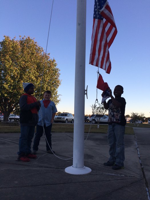 WJCP_Lil_Cats's tweet photo. Raising the red, white, &amp; blue. https://t.co/d19PNr1dwF
