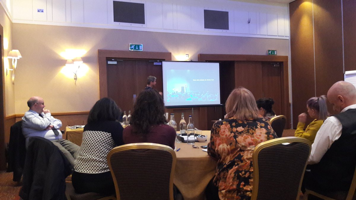 SouthsideGav's tweet photo. Finding out why @UPS vans never turn left, and other cool stuff at @DataLabScotland session #VAS17 https://t.co/9lyzEmfsvt