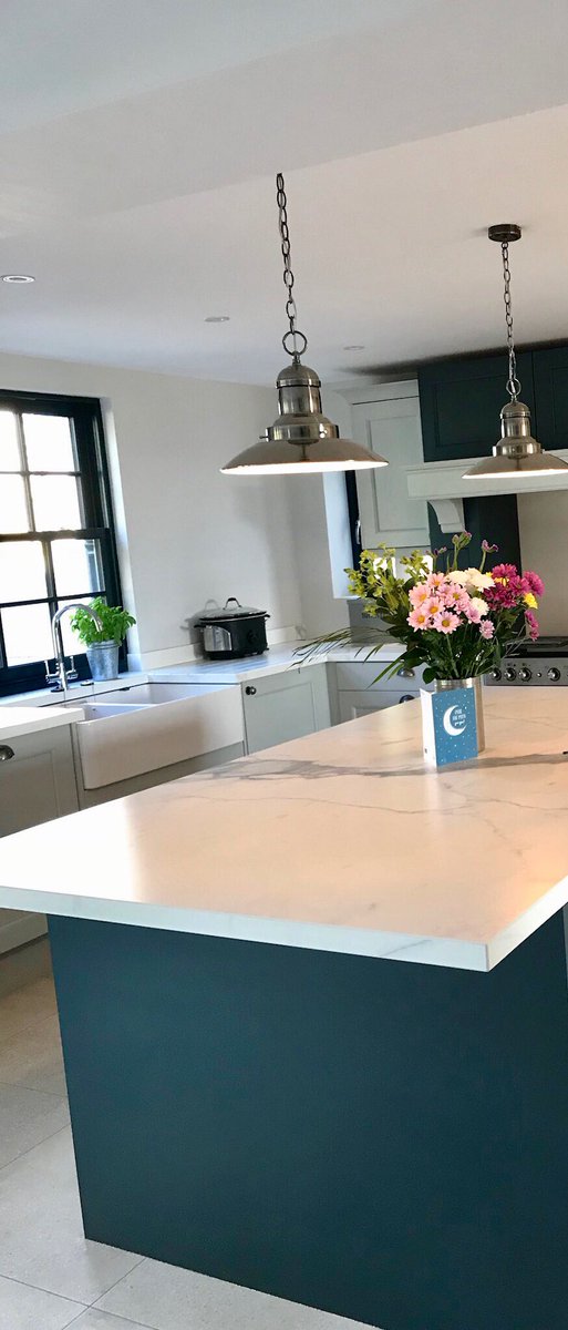 XLPorcelain's tweet image. XTone Kala White Nature 12mm, sheets recently supplied for a job in the Solihull area #Kitchendesign #kitchenideas #ceramic #urbatek