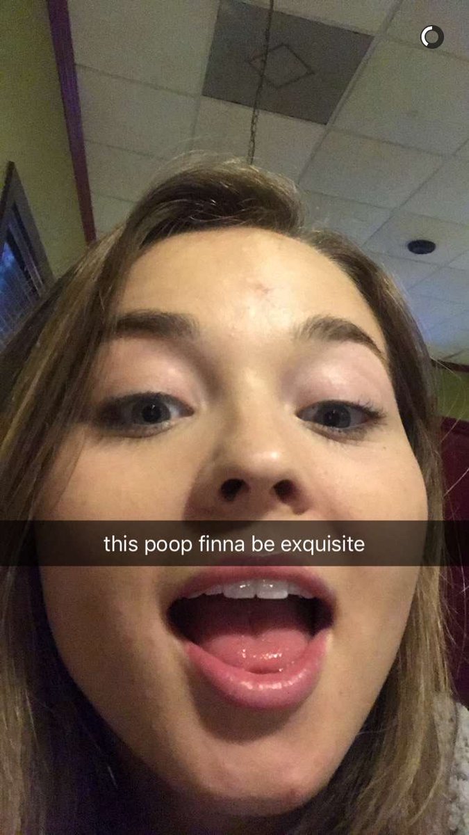 jaceleachman15's tweet photo. Happy sophomore day @Julianna_Cain #groupsnaps https://t.co/5fw9Y06B7z